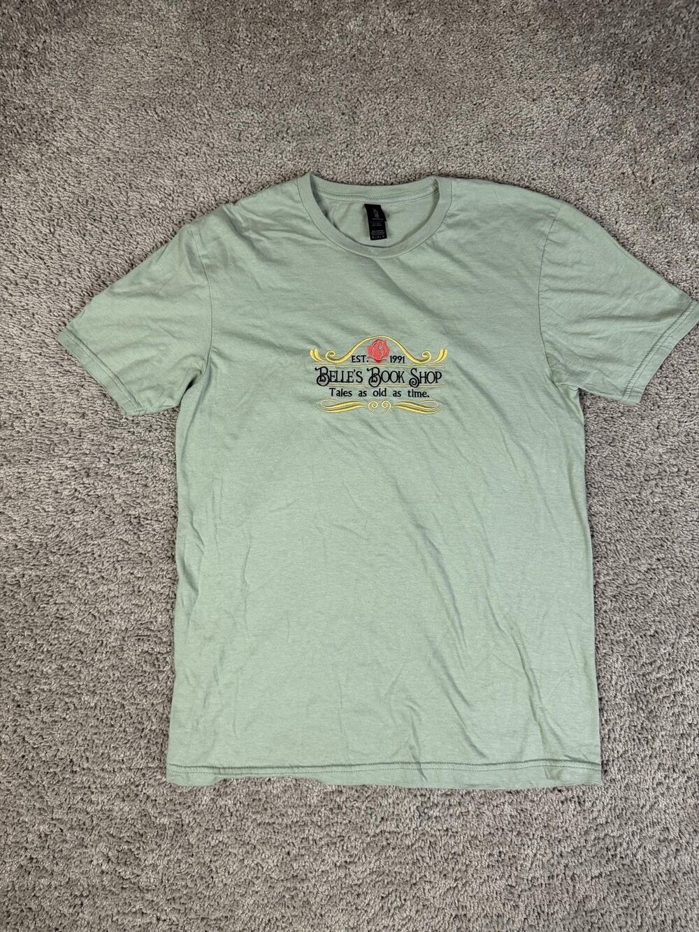 Gildan Shirt Mens M Green Bell Book Shop Tales As Old As Time Embroidered